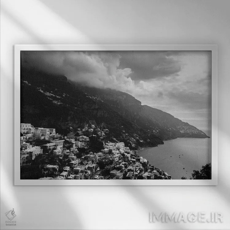 تابلو رانندگی طوفانی در ساحل آمالفی شش اثر بثانی یانگ - نمای قابدار سفید