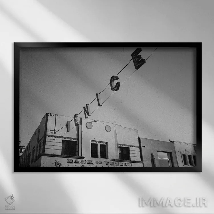 تابلو ساحل ونیز کالیفرنیا چهارم اثر بثانی یانگ - نمای قابدار مشکی