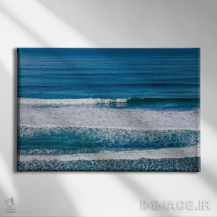 تابلو موجسواری در کالیفرنیا VII اثر بثانی یانگ - نمای روبهرو روی دیوار