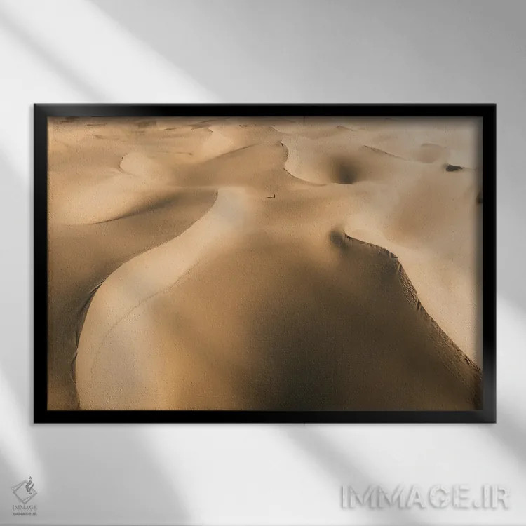 تابلو تپههای شنی اثر آندریا کاروزو - نمای قابدار مشکی