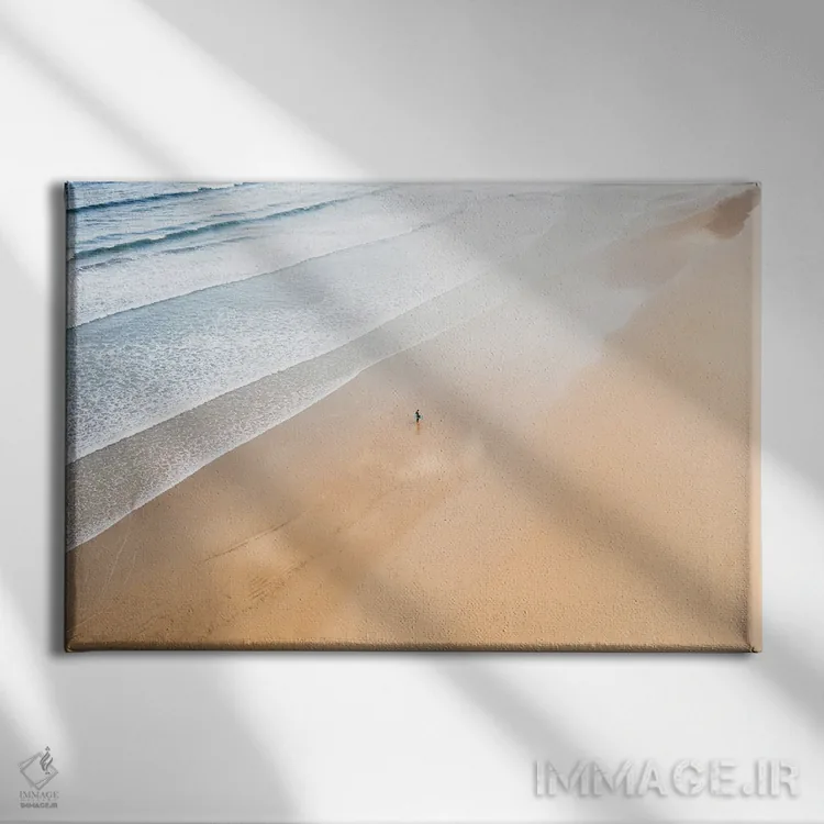 تابلو موجسوار طلوع آفتاب اثر آندریا کاروزو - نمای روبهرو روی دیوار