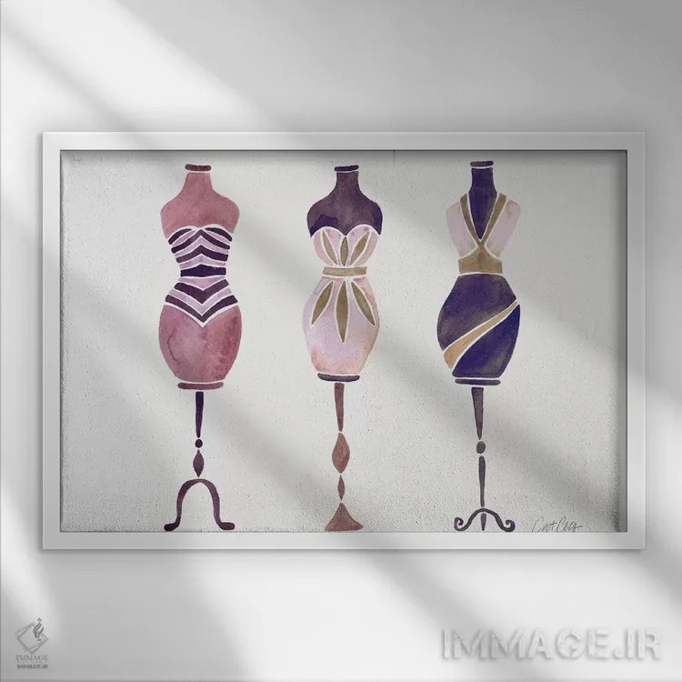 تابلو سه پیراهن بنفش ملایم (موو) اثر کت کوکیلت - نمای قابدار سفید