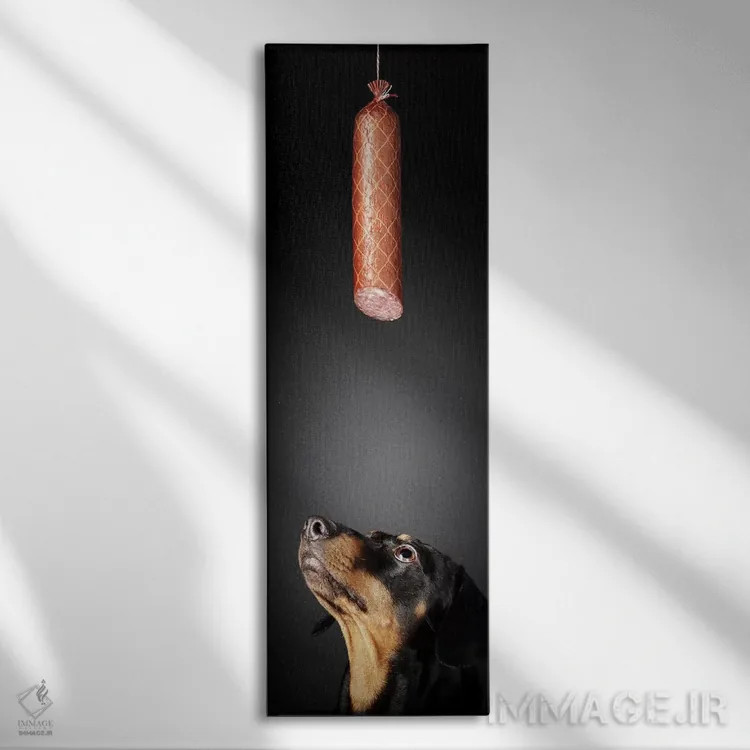 تابلو داشوند چشمدوخته به سوسیس سالامی (نوعی سگ) اثر یوهان سوانپوئل - نمای روبهرو روی دیوار
