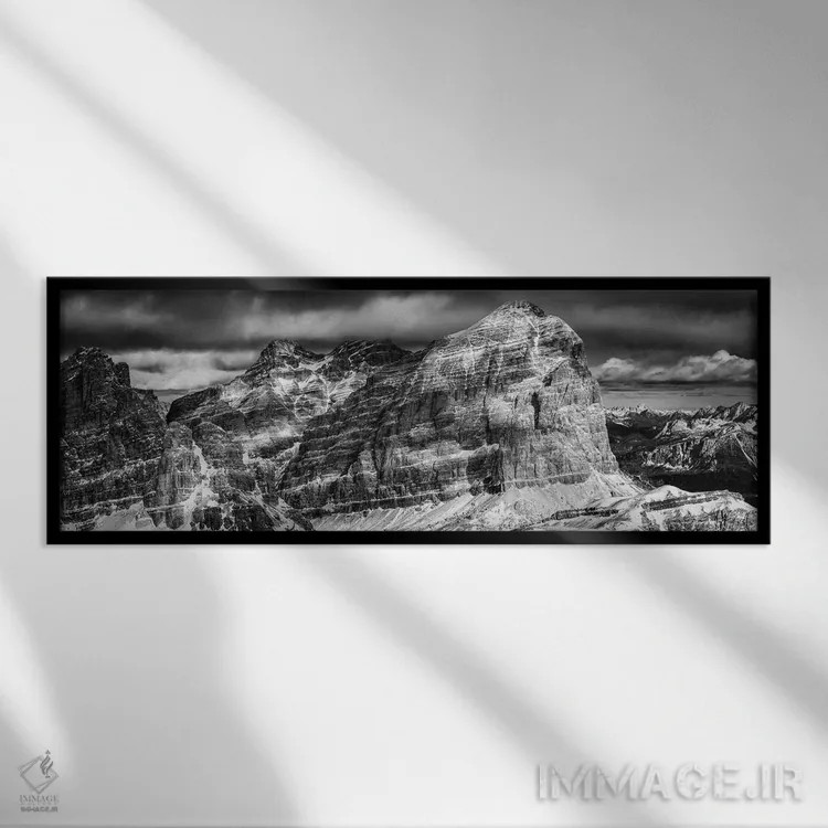 تابلو توفانه، دولومیت، ایتالیا (سیاه و سفید) اثر میکولاج گوسپودرک - نمای قابدار مشکی