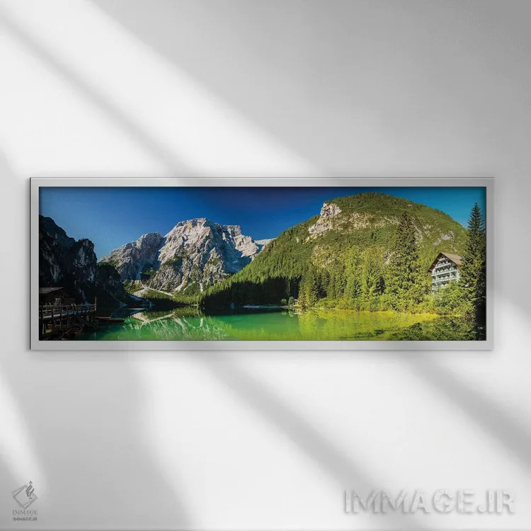 تابلو ایتالیا، آلپ، دولومیتهای پراگ، کوهها. دریاچه پراگر ویلزه / دریاچه برائیس، I اثر میکولاج گوسپودرک - نمای قابدار سفید