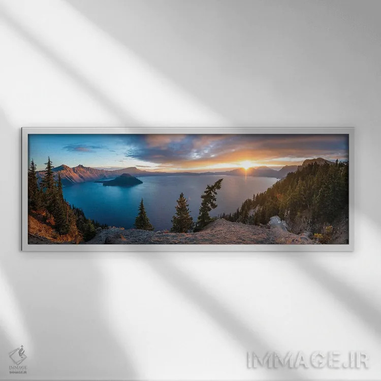 تابلو پانورامای دریاچه دهانه آتشفشان اثر لوکاس مور - نمای قابدار سفید