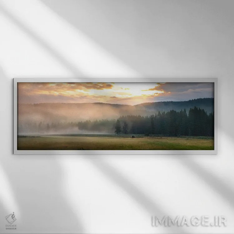 تابلو طلوع خورشید در چمنزار اثر لوکاس مور - نمای قابدار سفید