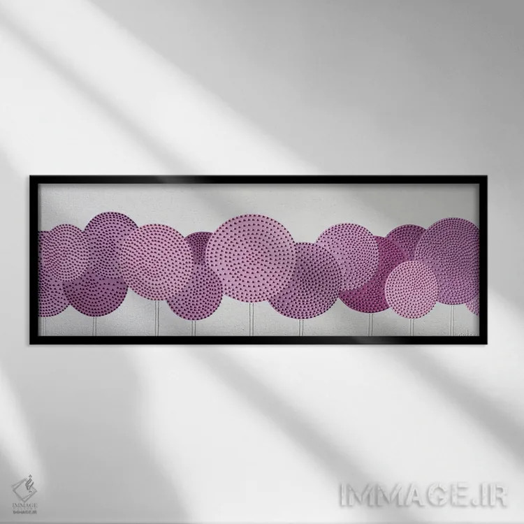 تابلو مرواریدهای صورتی آلیوم (گل آلیوم) اثر آلا گرانده - نمای قابدار مشکی