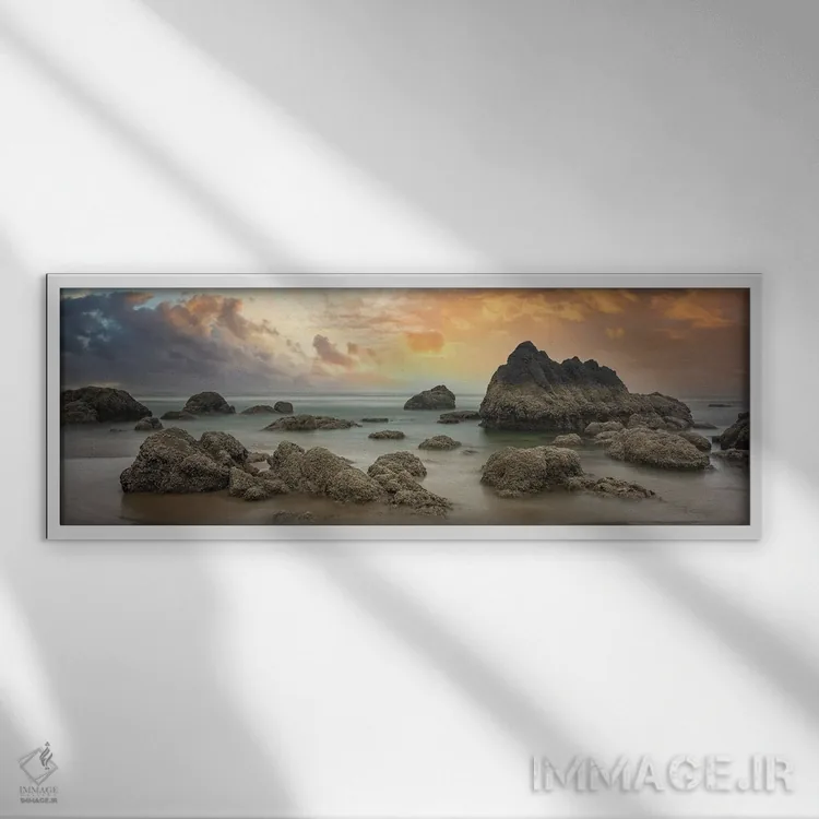 تابلو درخششها در ساحل کانن اثر لوئیس راث - نمای قابدار سفید