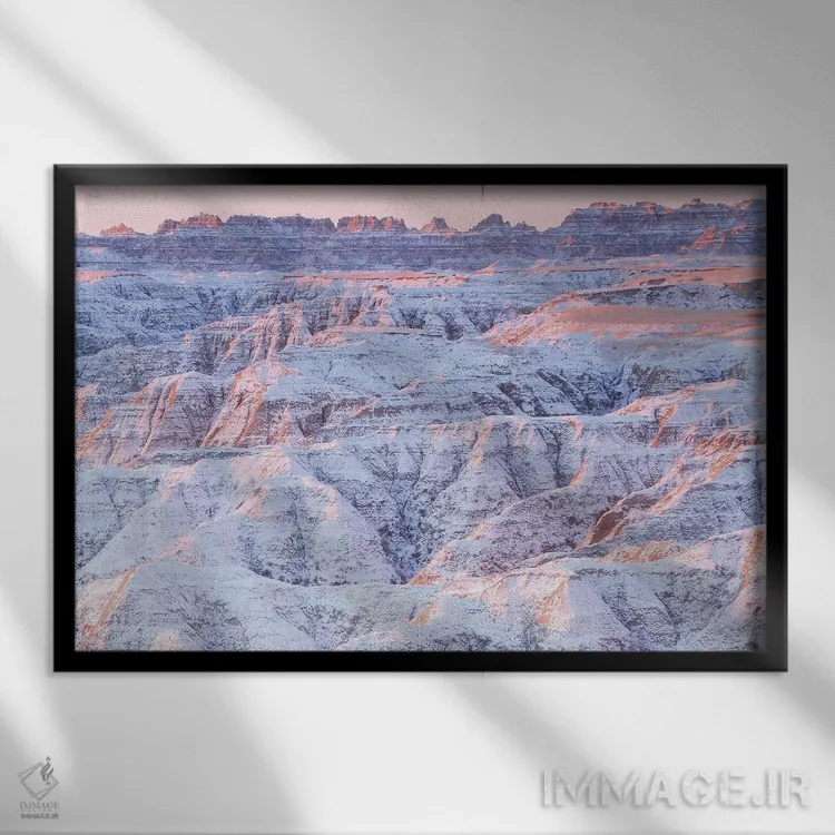 تابلو برف روی سرزمینهای بایر اثر برایان ولف - نمای قابدار مشکی