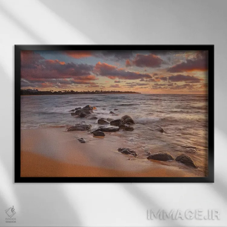 تابلو طلوع آفتاب بر کائوآی (جزیره) اثر برایان ولف - نمای قابدار مشکی