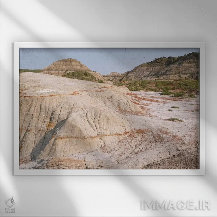 تابلو رنگهای سرزمینهای بایر اثر برایان ولف - نمای قابدار سفید