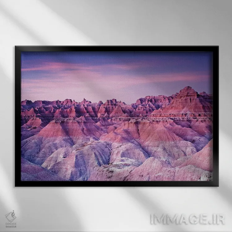 تابلو طلوع سرزمینهای بایر اثر برایان ولف - نمای قابدار مشکی