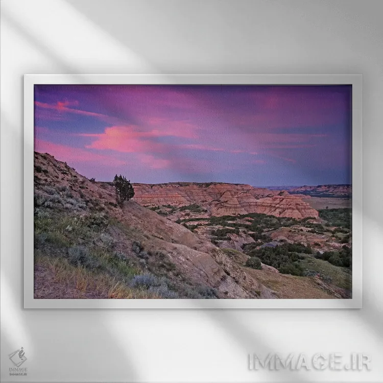 تابلو غروب سرزمینهای بایر اثر برایان ولف - نمای قابدار سفید