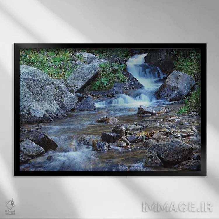 تابلو آبشارهای آلبرتا فالز اثر برایان ولف - نمای قابدار مشکی