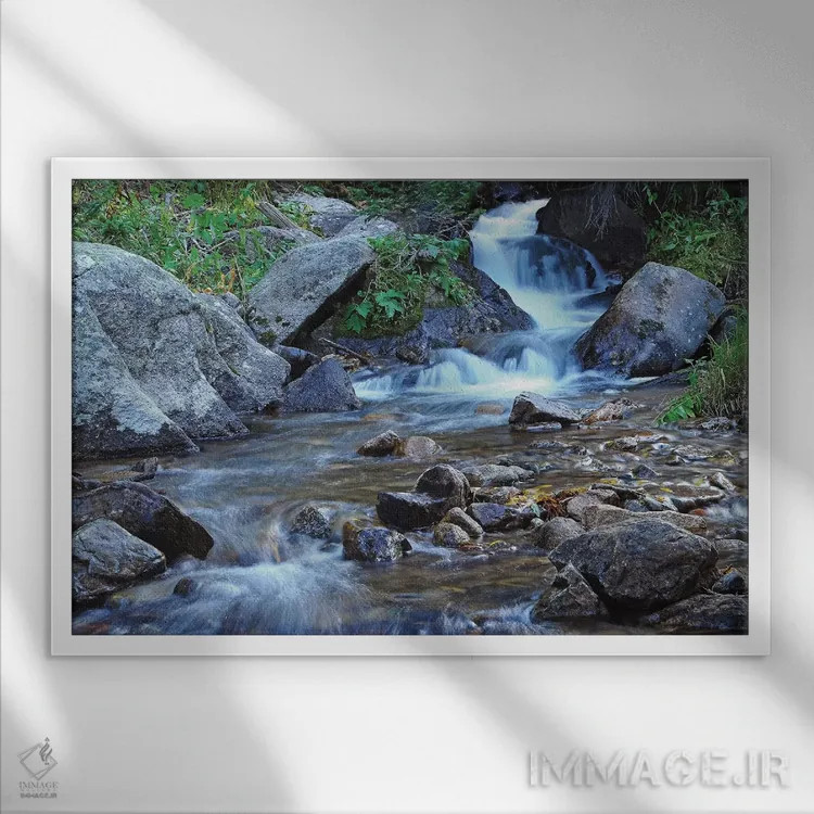 تابلو آبشارهای آلبرتا فالز اثر برایان ولف - نمای قابدار سفید