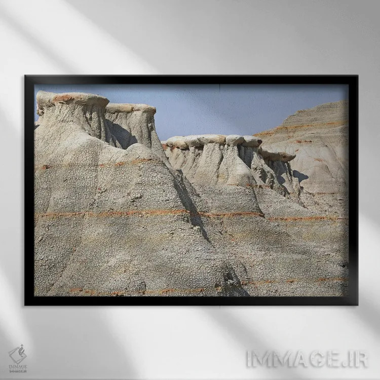 تابلو کلاهسنگها در پارک ملی تئودور روزولت اثر برایان ولف - نمای قابدار مشکی