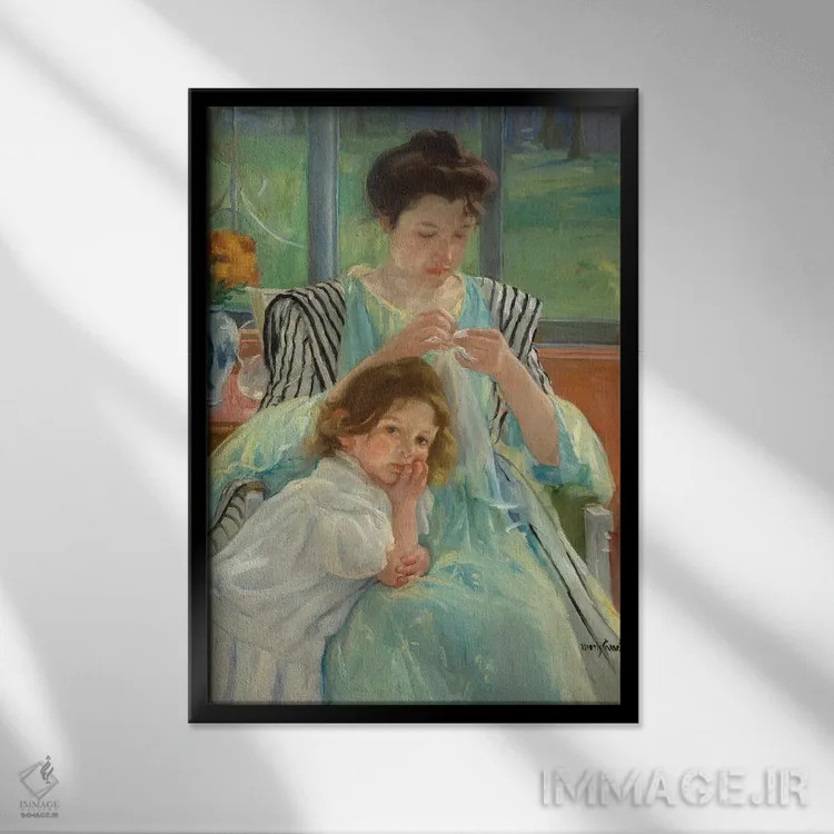 تابلو مادر جوان در حال خیاطی، ۱۹۰۰ اثر مری استیونسون کاسات (نقاش آمریکایی) - نمای قابدار مشکی