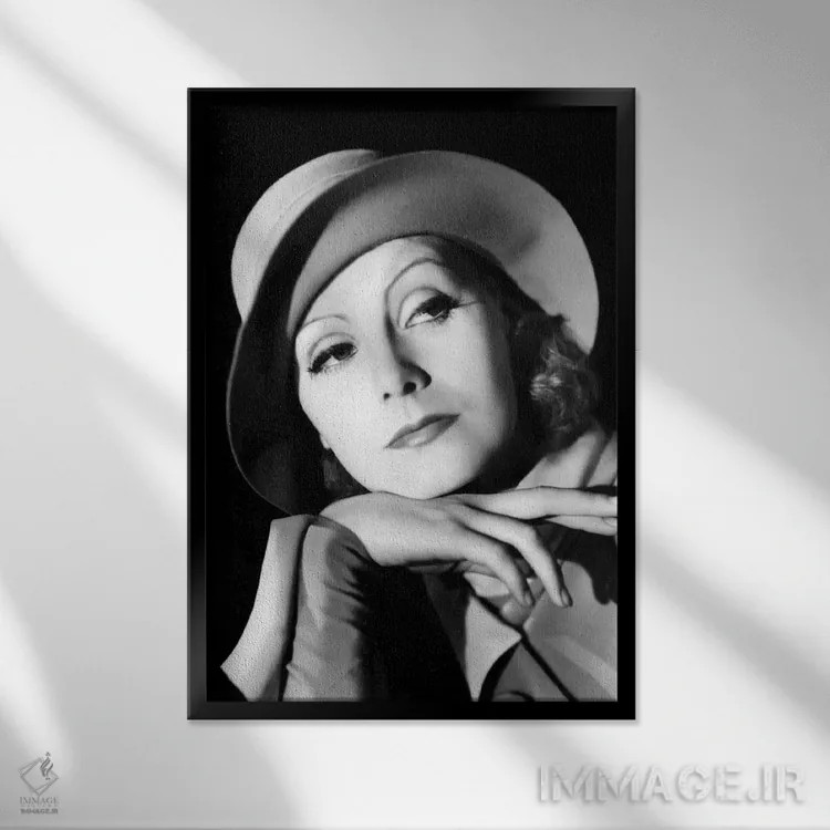 تابلو گرتا گاربو در سال ۱۹۳۲ اثر رو دز آرشیو (آرشیو خیابان) - نمای قابدار مشکی