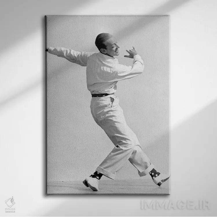 تابلو هتل هالیدی با فرد آستِر، ۱۹۴۲ اثر رو دز آرشیو (آرشیو خیابان) - نمای روبهرو روی دیوار