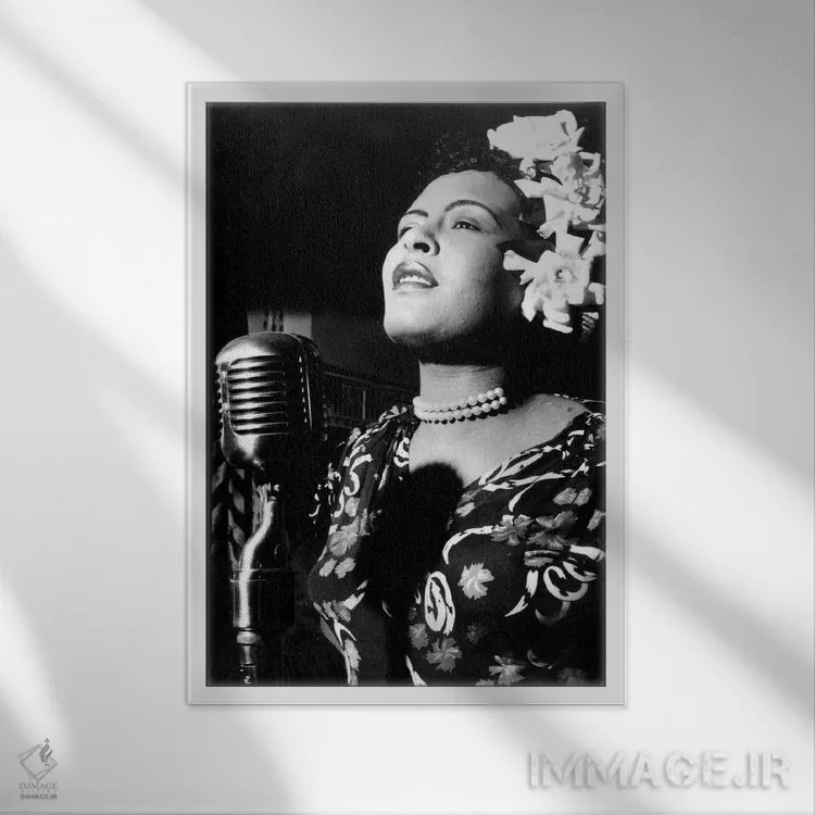 تابلو بیلی هالیدی خواننده جَز و بلوز در دهه ۱۹۴۰ اثر رو دز آرشیو (آرشیو خیابان) - نمای قابدار سفید