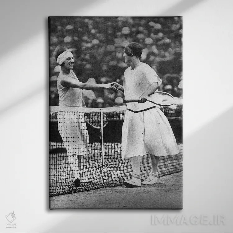 تابلو فینالیستهای زن مسابقات تنیس ویمبلدون: دوشیزه فرای و سوزان لنگلن در ۱۹۲۵ اثر رو دز آرشیو (آرشیو خیابان) - نمای روبهرو روی دیوار