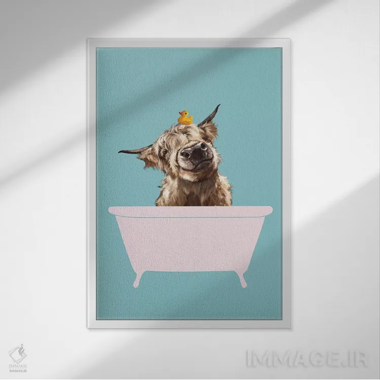 تابلو گاو کوهستانی بازیگوش در وان حمام اثر بگ نوز ورک (استودیو) - نمای قابدار سفید