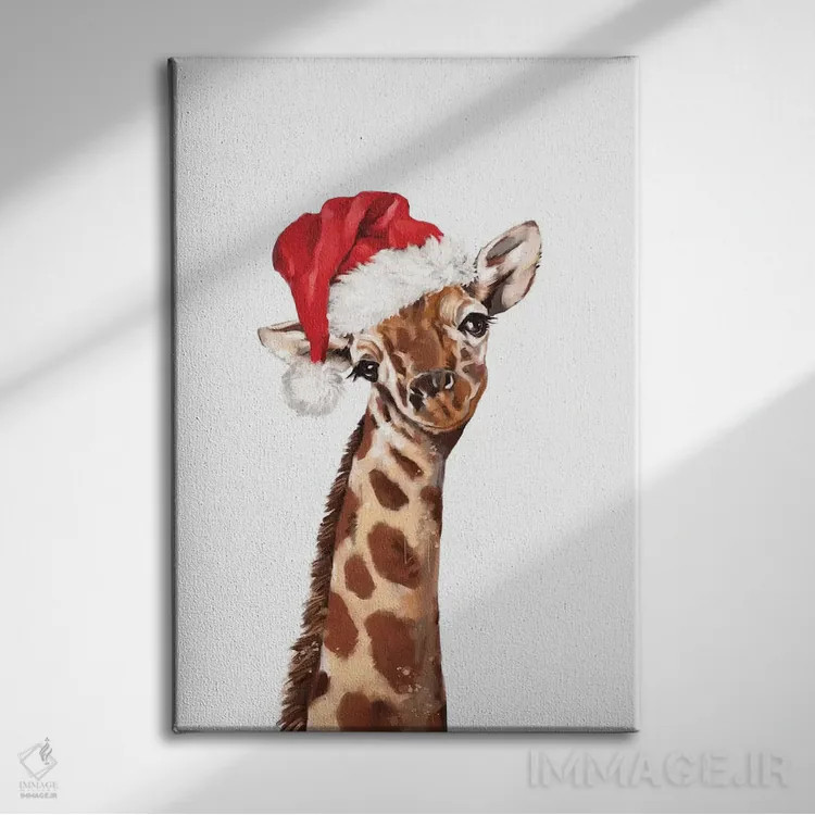 تابلو زرافه کریسمسی اثر بگ نوز ورک (استودیو) - نمای روبهرو روی دیوار