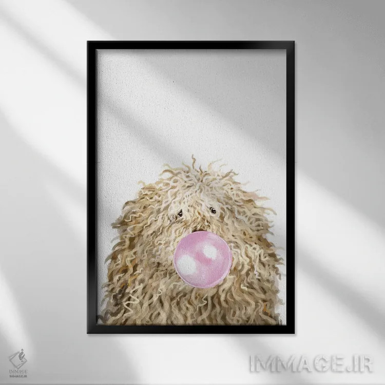 تابلو سگ پولی با آدامس بادکنکی (نژاد سگ) اثر بگ نوز ورک (استودیو) - نمای قابدار مشکی