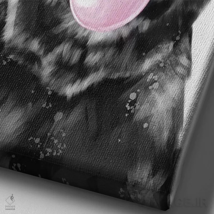 تابلو خرس بزرگ در حال فوت کردن آدامس بادکنکی (سیاه و سفید) اثر بگ نوز ورک (استودیو) - نمای نزدیک بافت بوم