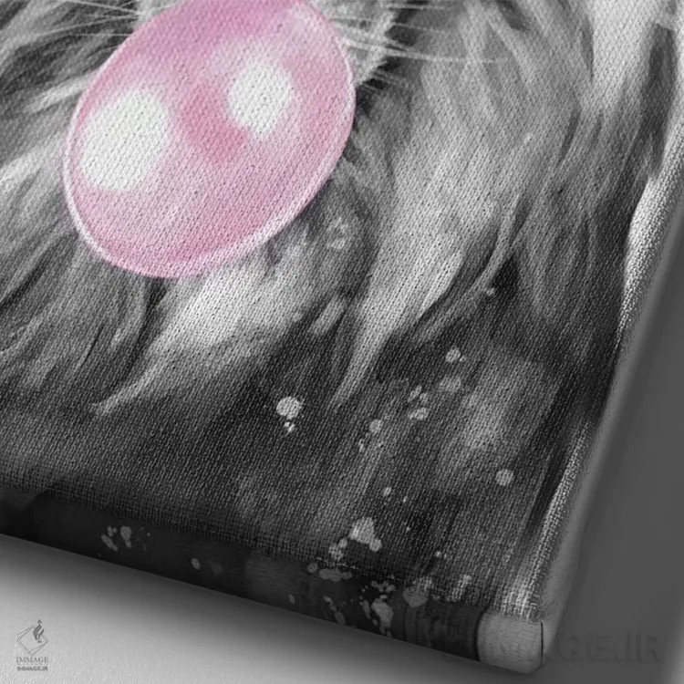 تابلو شیر در حال فوت کردن آدامس بادکنکی (سیاه و سفید) اثر بگ نوز ورک (استودیو) - نمای نزدیک بافت بوم