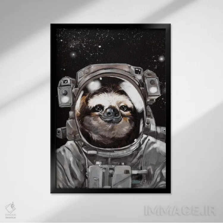 تابلو سلفی تنبل فضانورد اثر بگ نوز ورک (استودیو) - نمای قابدار مشکی
