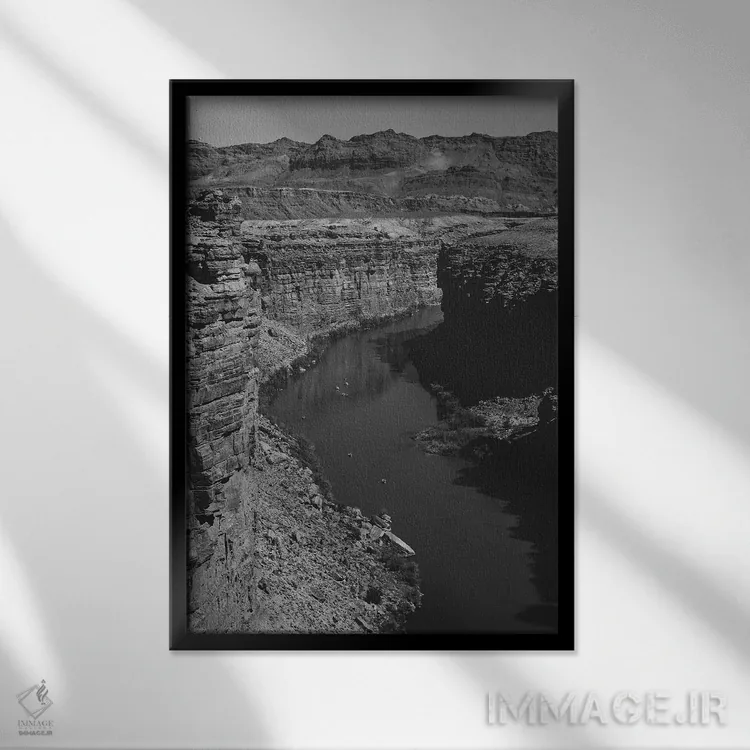 تابلو دره گراند کانیون XV (آمریکا) اثر ۳۳ استخوان شکسته - نمای قابدار مشکی