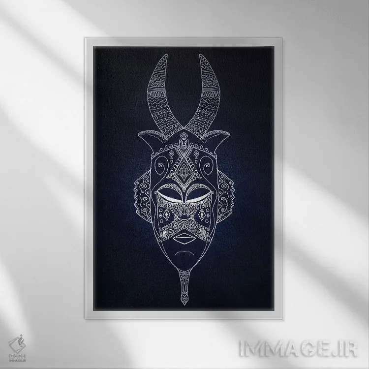 تابلو نقاب قبیلهای شاخدار ۲ اثر باروف - نمای قابدار سفید