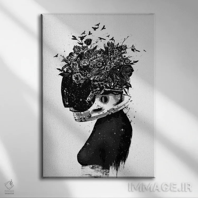 تابلو دختر دورگه اثر بالازس شولتی - نمای روبهرو روی دیوار