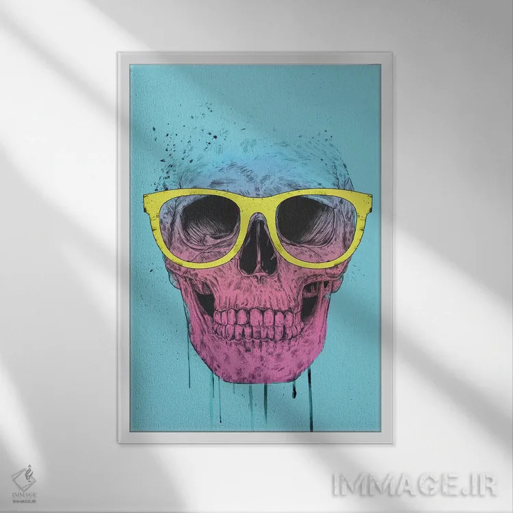 تابلو جمجمه پاپآرت با عینک اثر بالازس شولتی - نمای قابدار سفید