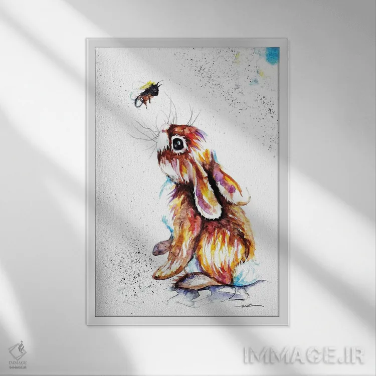 تابلو خرگوش و زنبور ۱ اثر بیبزآرتس - نمای قابدار سفید