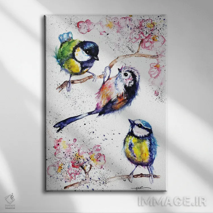 تابلو سه پرنده کوچک اثر بیبزآرتس - نمای روبهرو روی دیوار