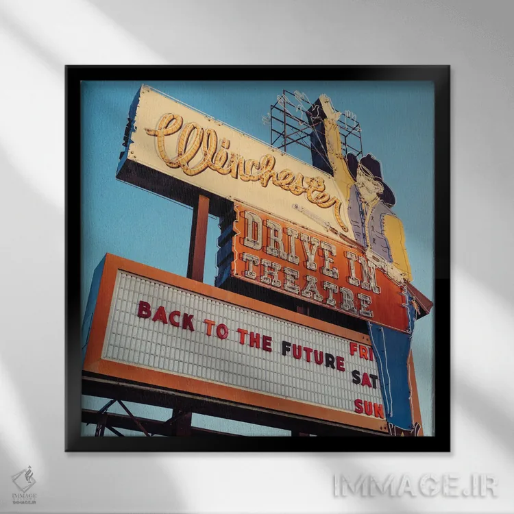 تابلو سینمای ماشین رو وینچستر اثر بثانی یانگ - نمای قابدار مشکی