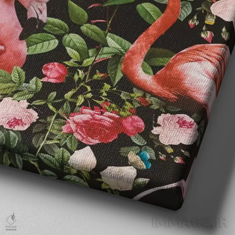 تابلو طرح گل و فلامینگو اثر برجو کورکمازیورک - نمای نزدیک بافت بوم