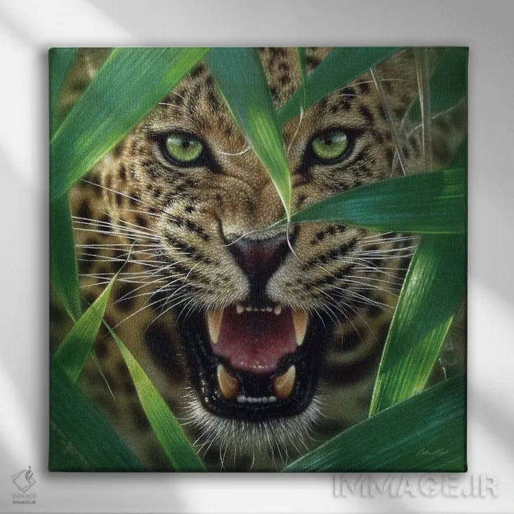 تابلو کمین جگوار (مربع) اثر کالین بوگل - نمای روبهرو روی دیوار
