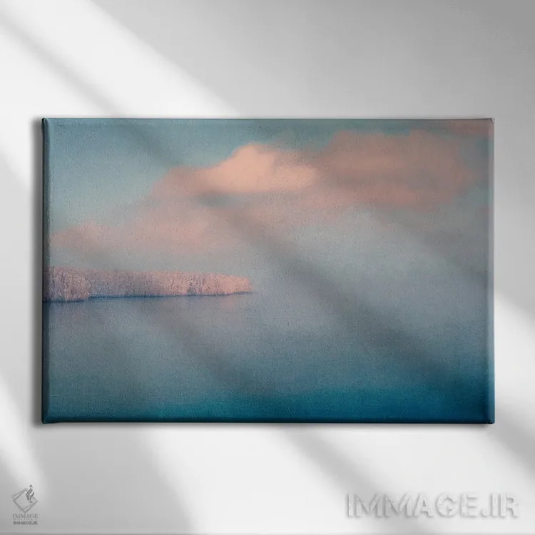 تابلو مه اثر کلودیا دروسرت - نمای روبهرو روی دیوار