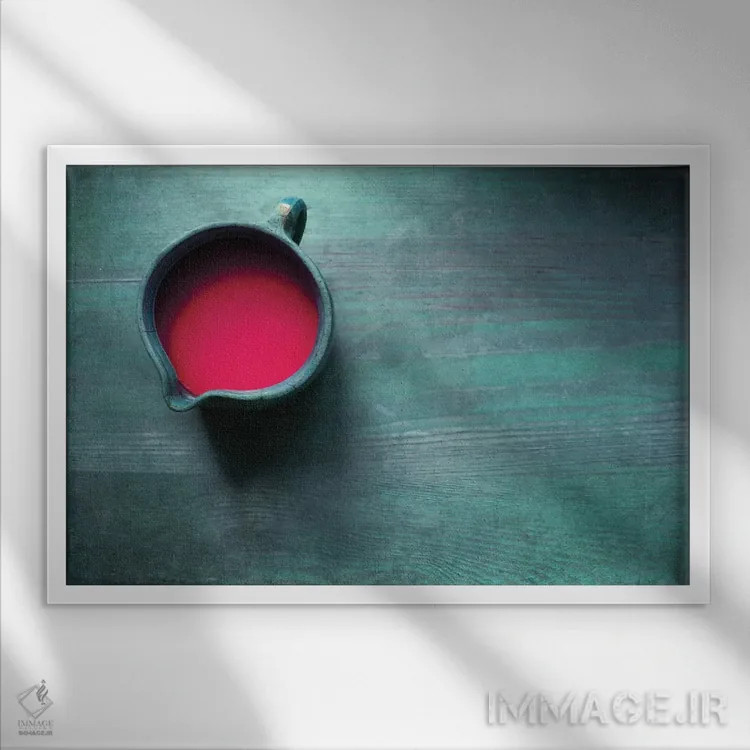 تابلو آب صورتی اثر کلودیا دروسرت - نمای قابدار سفید