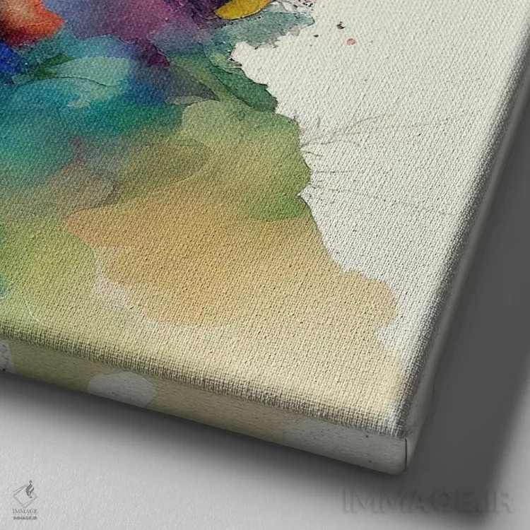 تابلو زن عرب با گلهای آبرنگی دهم اثر استودیو کروماتیک فیوژن - نمای نزدیک بافت بوم