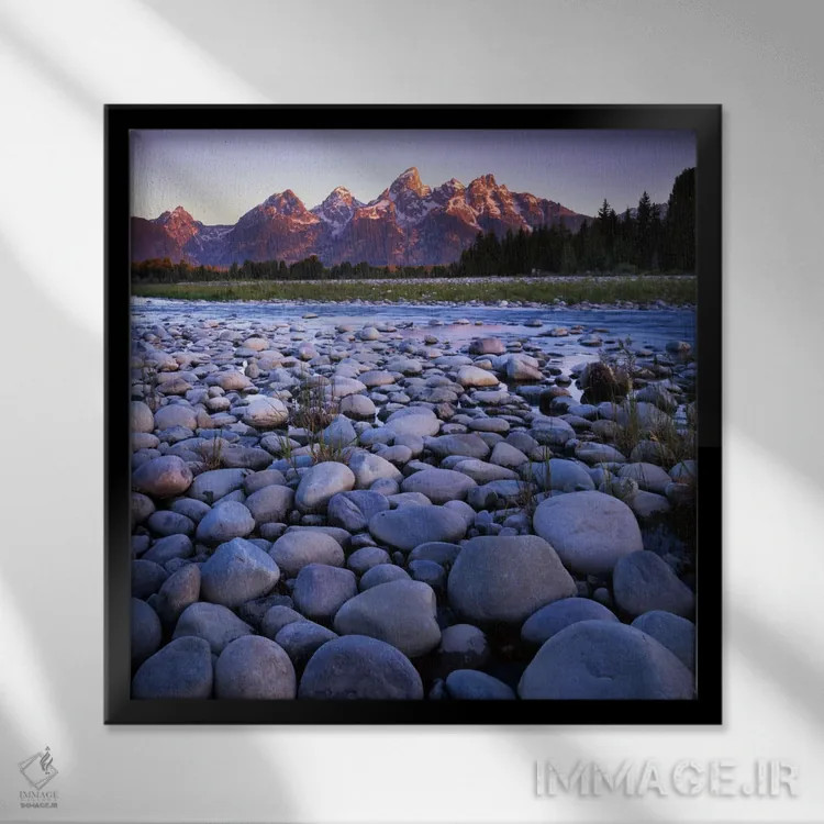 تابلو رشتهکوه تتون از رود اسنیک، پارک ملی گرند تتون، وایومینگ، آمریکا اثر چارلز گرچ - نمای قابدار مشکی