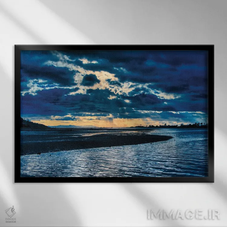 تابلو پرتوهای صبحگاهی اثر چاک بردیک - نمای قابدار مشکی