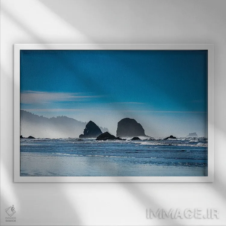 تابلو مه در ساحل کنن اثر کت کریگن - نمای قابدار سفید