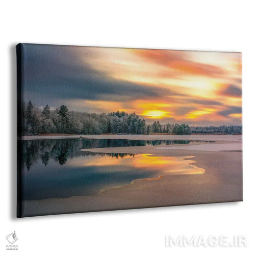 تابلو یخ آرامآرام دریاچه را میپوشاند اثر کریستین لیندستن - نمای پرسپکتیو محصول