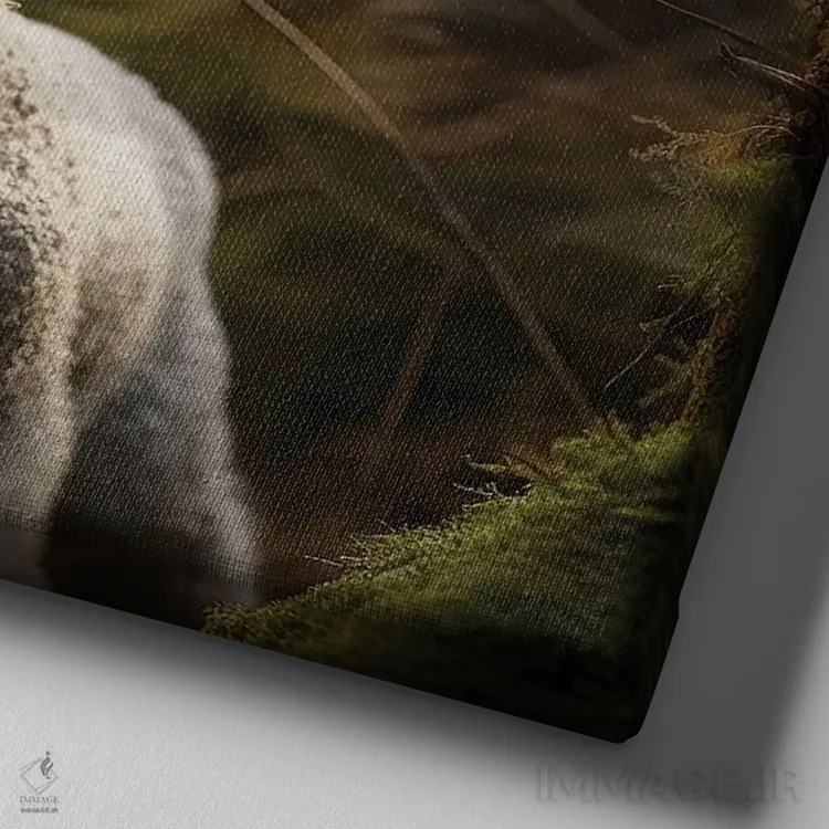 تابلو گمشده و پیدا شده اثر کلودیا مککینی - نمای نزدیک بافت بوم