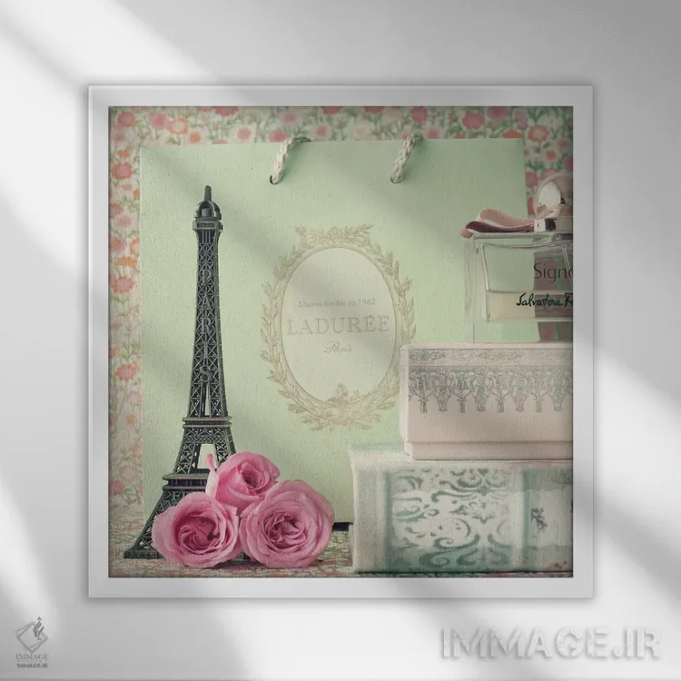 تابلو پاریس در انتظار است اثر کارولین مینت - نمای قابدار سفید